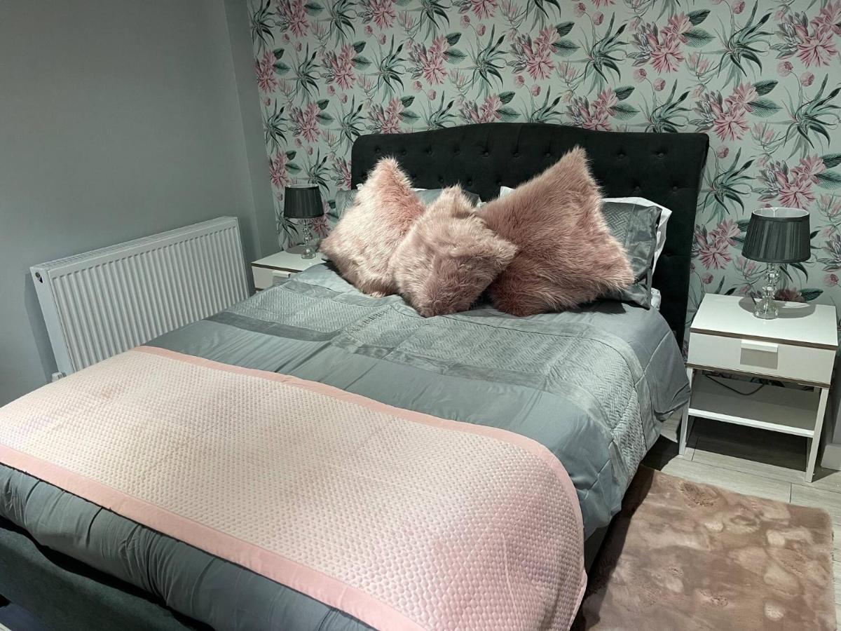 Ferienwohnung Entire 2 Bed Flat With Garden, Located Near Beach Hove Exterior foto