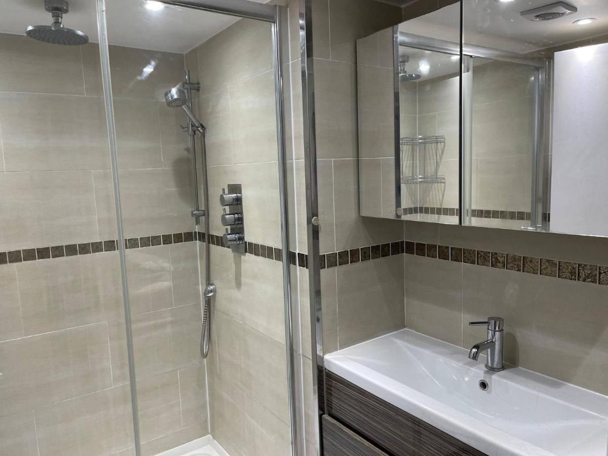 Ferienwohnung Entire 2 Bed Flat With Garden, Located Near Beach Hove Exterior foto