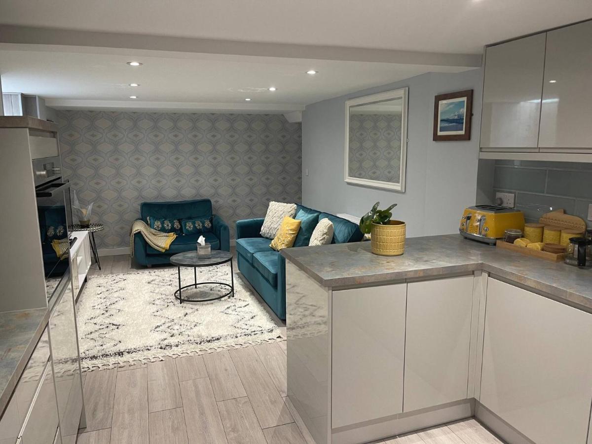 Ferienwohnung Entire 2 Bed Flat With Garden, Located Near Beach Hove Exterior foto